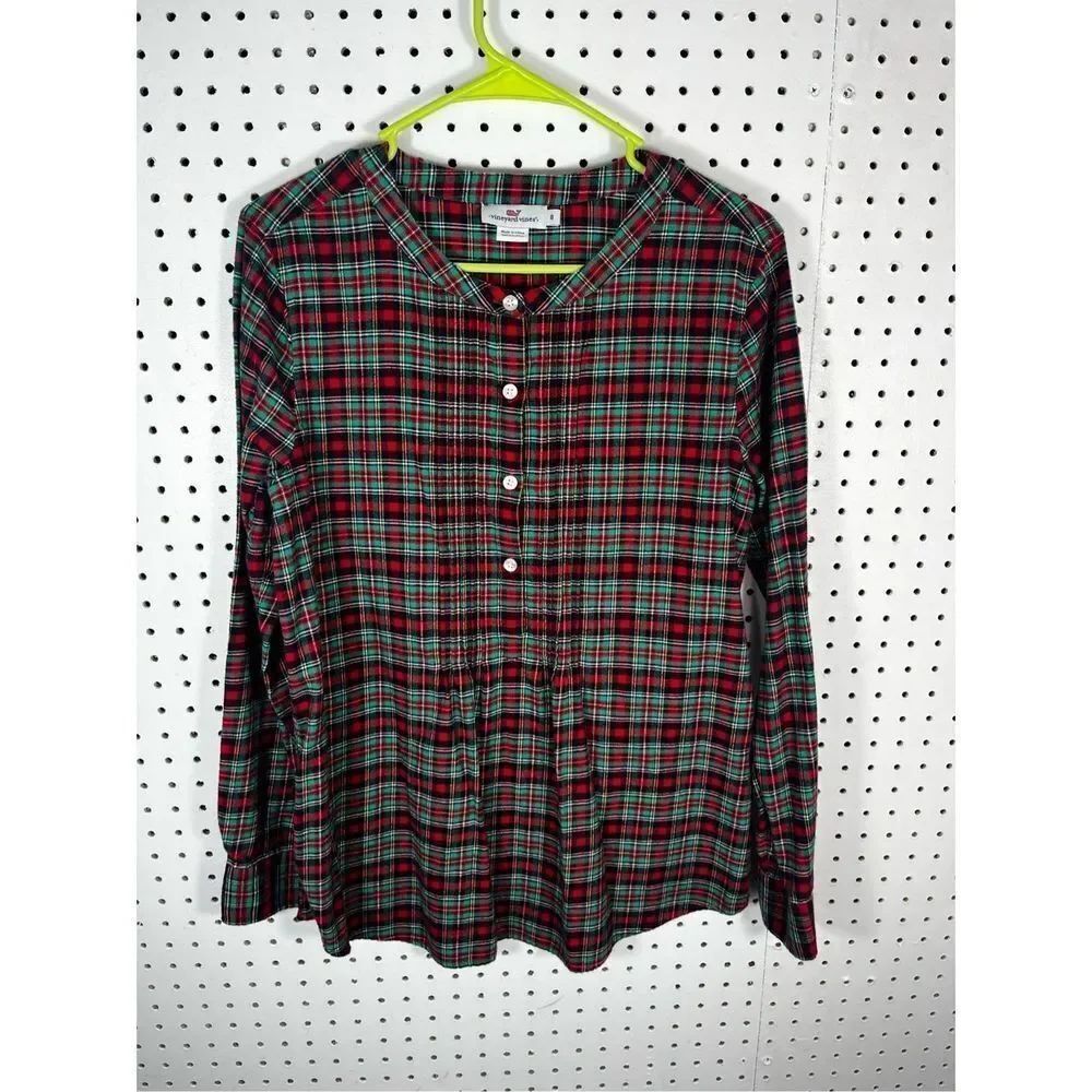 Vineyard Vines pullover flannel top
